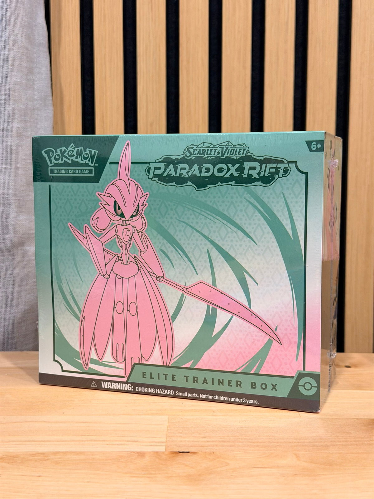 Paradox Rift Elite Trainer Box (Iron Valiant) Sealed - Wrap Split